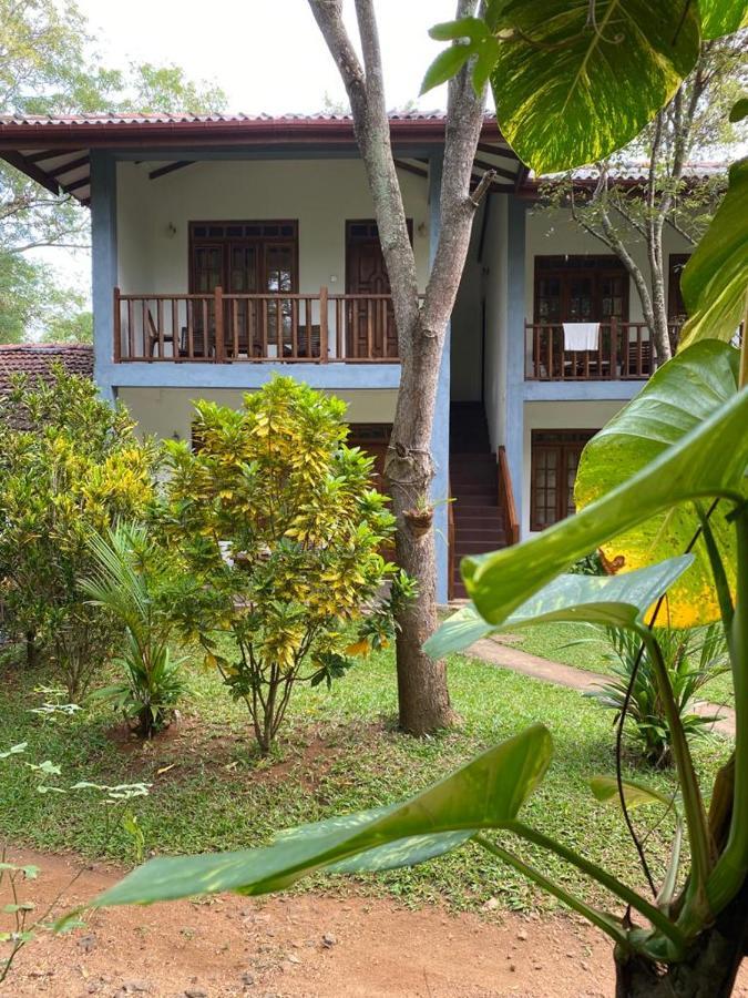 Isanka Lion Lodge Сігірія Екстер'єр фото