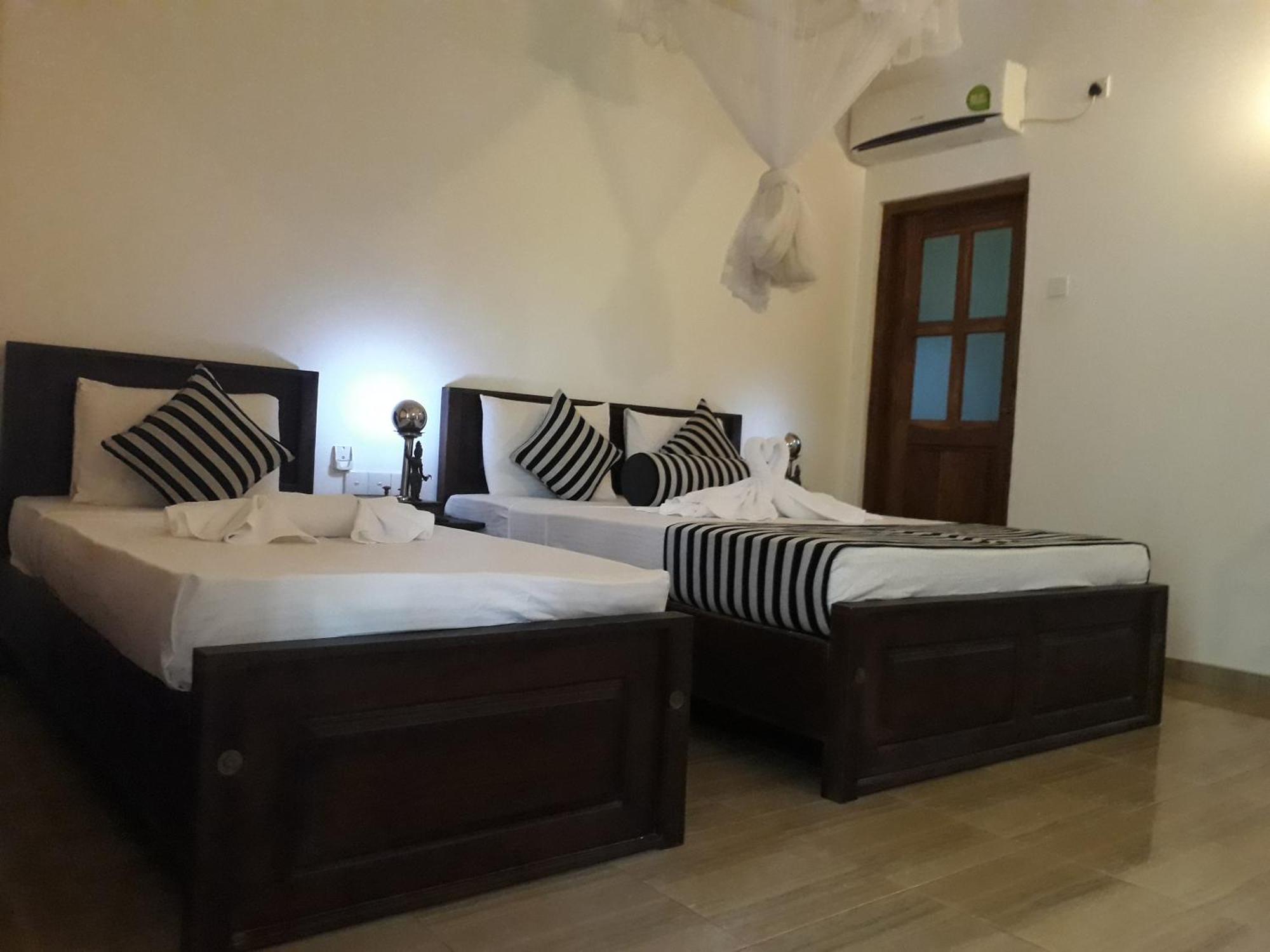 Isanka Lion Lodge Сігірія Екстер'єр фото
